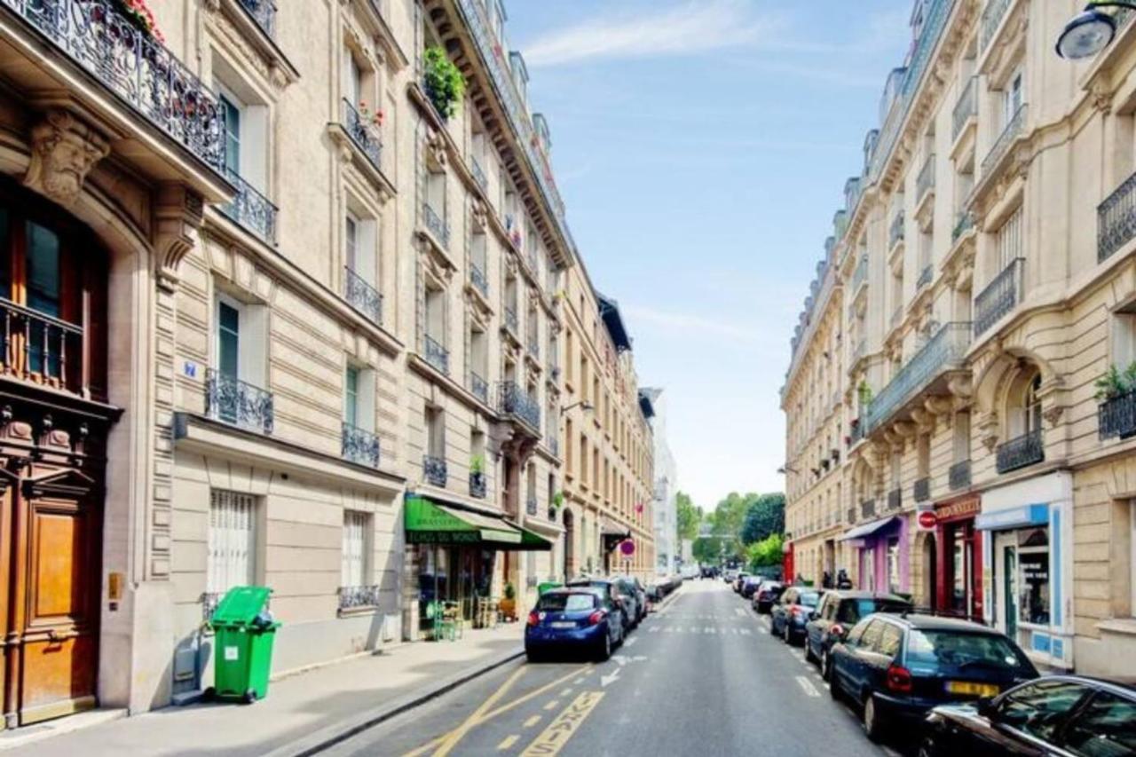Cozy 2 Bedroom Apartment In Paris Luaran gambar